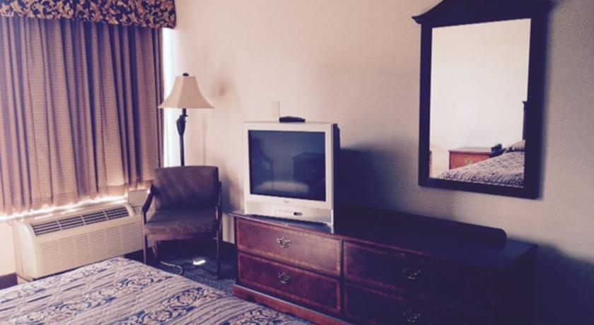 Wynnwood Plaza Hotel - Newport News Kültér fotó